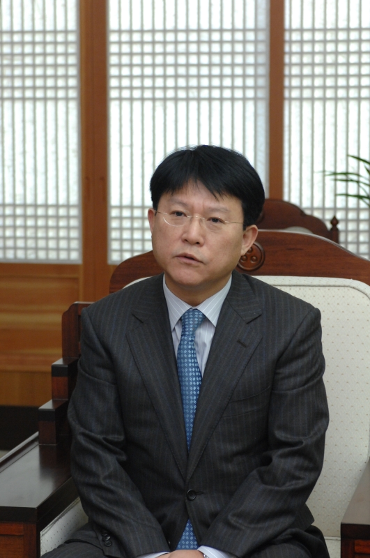 2010.01.22_삼성경제연구소 이언오, 육현표님 예방 (15)